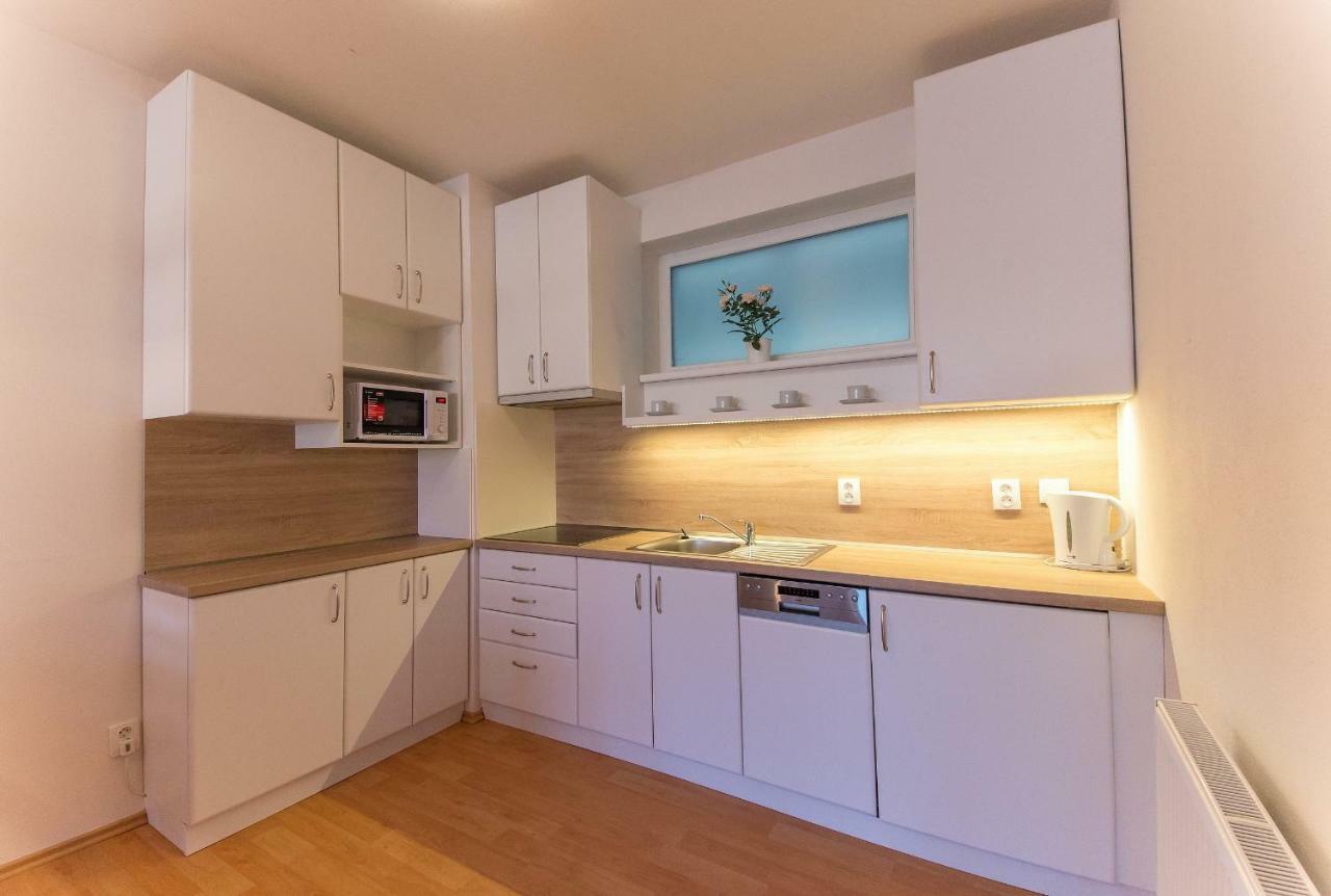 Apartman U Lazni D23 เชบอนย์ ภายนอก รูปภาพ